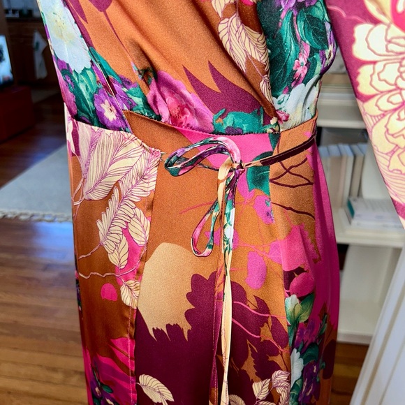 Lulus Floral Wrap Maxi Dress – Multicolor Silk Satin Feel (Size S) - Picture 8 of 9